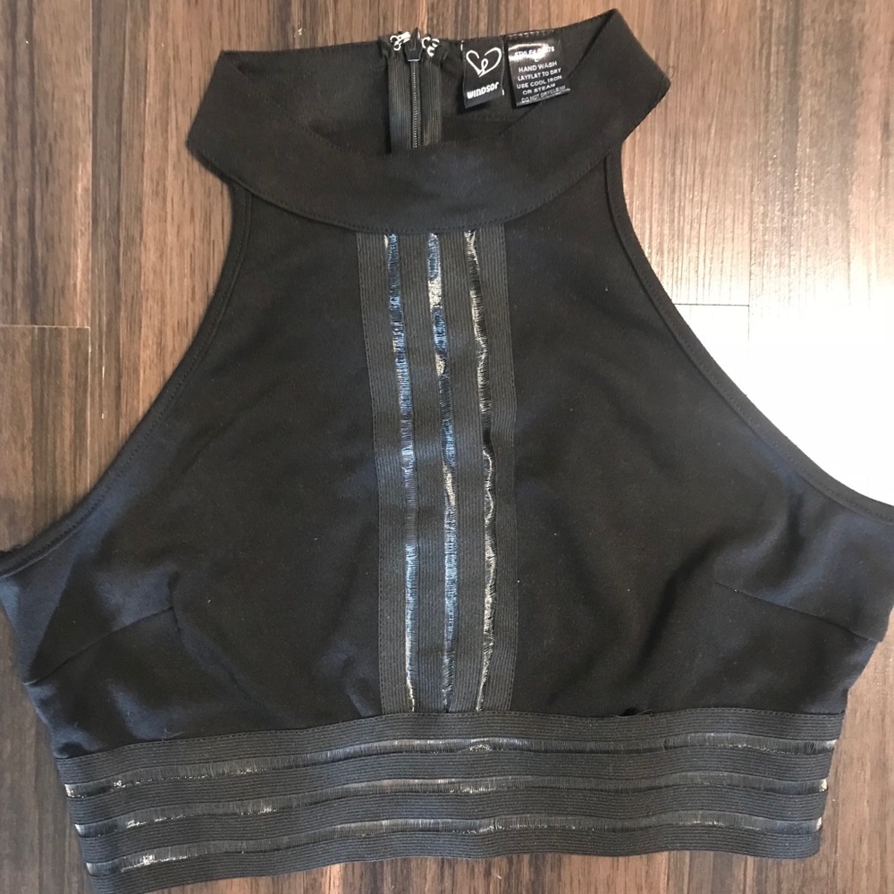 Crop top